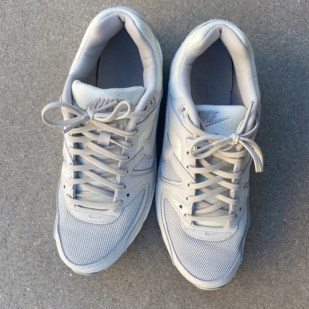 Nike Air Max - Picture 3 of 4
